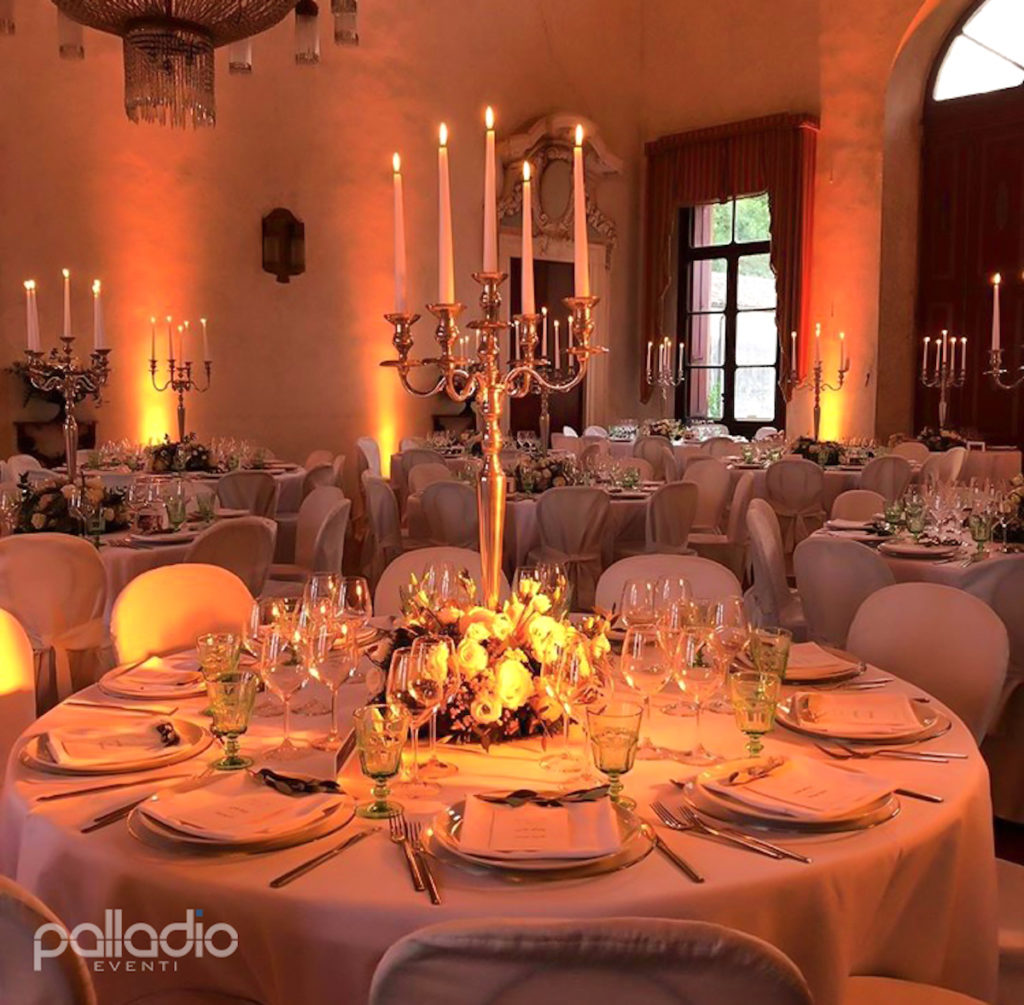 Illuminazione scenografica interno Villa Fracanzan Piovene matrimonio cena vicenza verona
